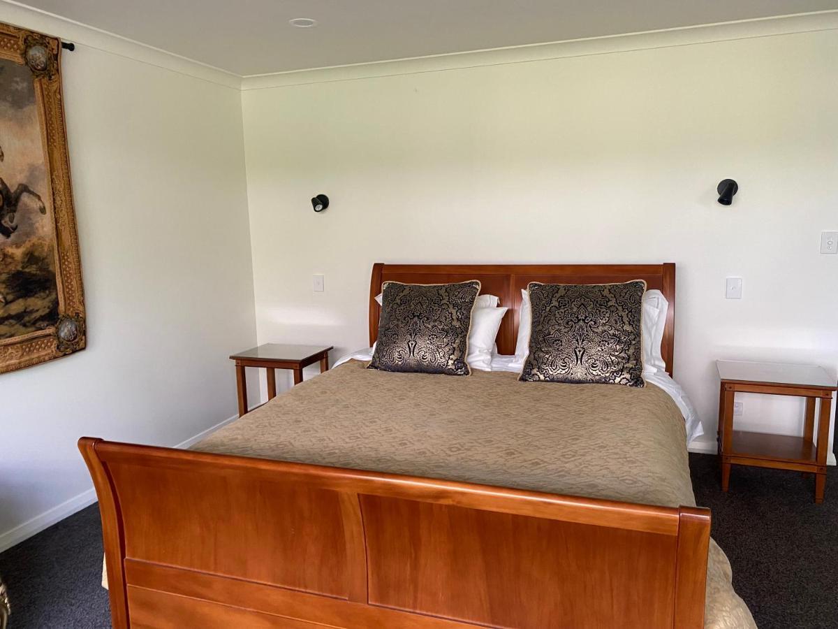Te Whare Ma Bed & Breakfast Kerikeri Bagian luar foto